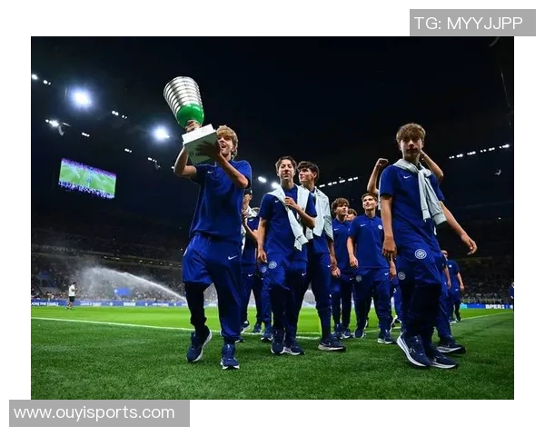 吉滕斯伤势恢复良好获准继续征战英格兰U21赛事 吉滕斯伤势恢复良好获准继续征战英格兰U21赛事