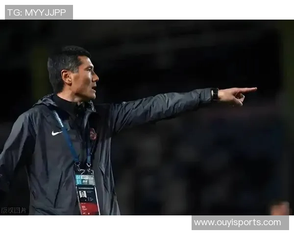 邵佳一被誉为亚洲金左脚展现出色左脚技术的传奇球员 邵佳一被誉为亚洲金左脚展现出色左脚技术的传奇球员