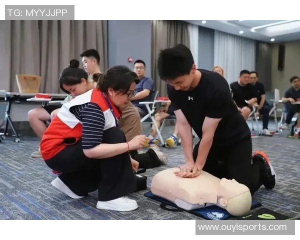 巴尔扎利强调球员健康的重要性并呼吁普及急救知识培训