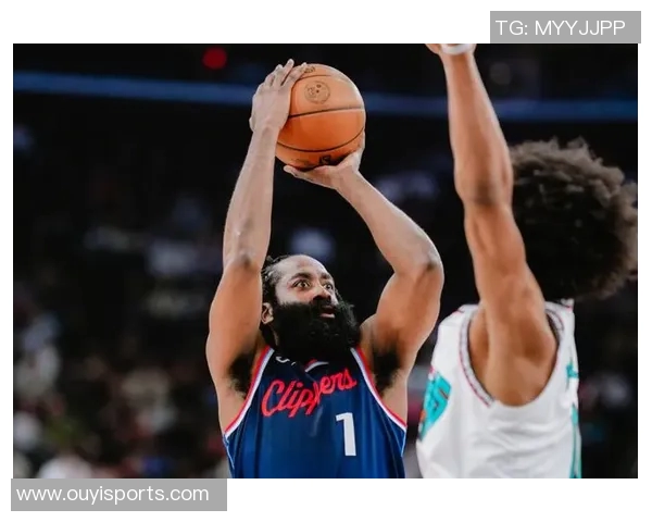 快船重建悬而未决哈登与小卡状态回暖引发联盟关注