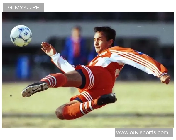 泰山功勋外援巴力斯塔重温旧梦在表演赛中闪耀破门展现默契