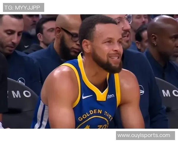 小子竟然偷走我的技能包波斯特彩虹三分命中库里场下无奈抱头叹息