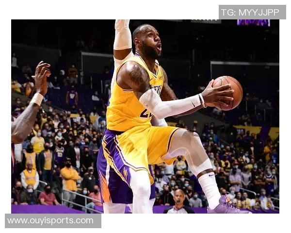 布克三节狂砍33分5助攻表现出色罚球命中率高达86