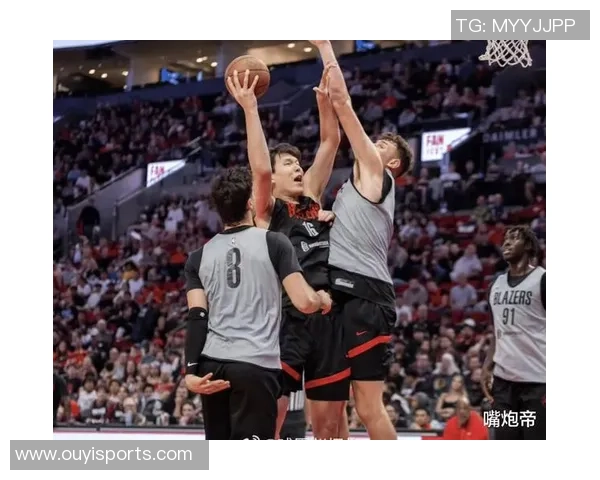 开拓者小阵容展现锋线运动潜力小杨登场时间或将缩减