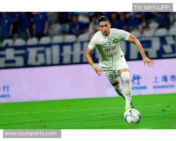 法比奥感慨足协杯夺冠时刻将永存荣耀归于上帝与团队的努力 法比奥感慨足协杯夺冠时刻将永存荣耀归于上帝与团队的努力